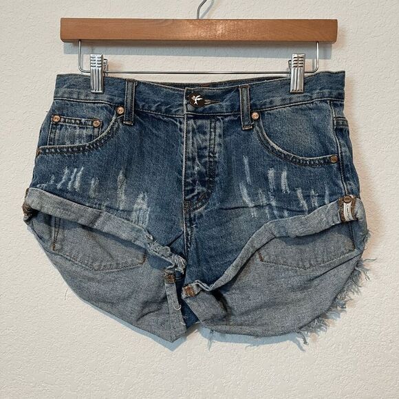 One Teaspoon Blue Distressed Denim Bandits Low Waist Denim Shorts Womens Size 25 - Picture 2 of 6